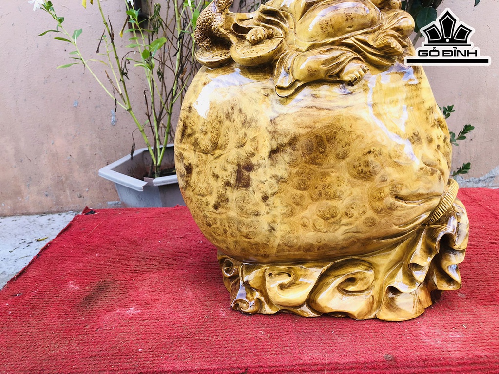 Tượng Phật Di Lặc Gỗ Nu Kháo Cao 34 Ngang 31 Sâu 15 (cm)