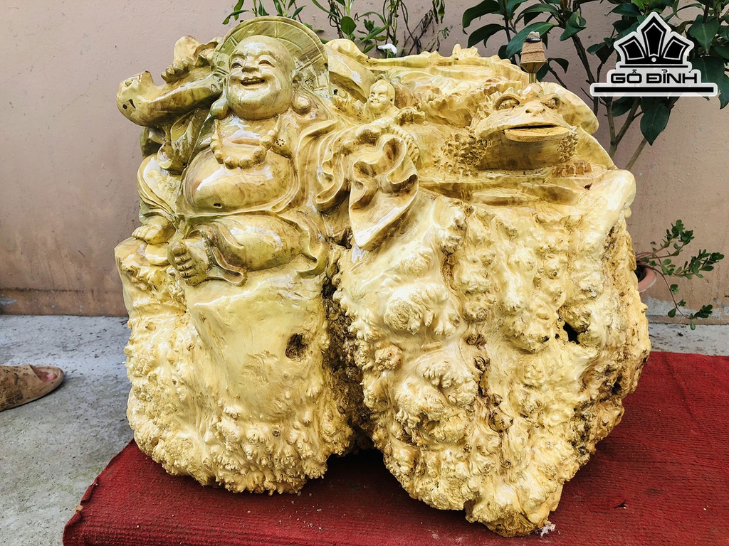 Tượng Phật Di Lặc Gỗ Nu Nghiến Cao 42 Ngang 52 Sâu 35 (cm)