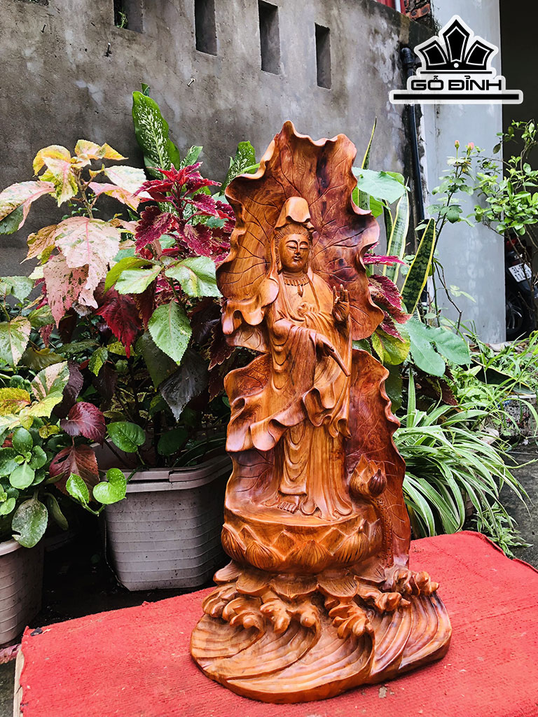 Tượng Phật Quan Thế Âm Bồ Tát Gỗ Hương Cao 62 Ngang 35 Sâu 10 (cm)