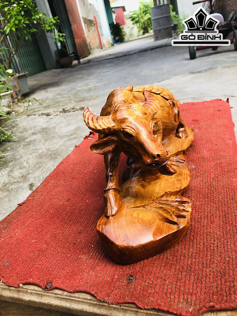 Tượng Trâu Gỗ Hương Cao 18 Ngang 39 Sâu 12 (cm)