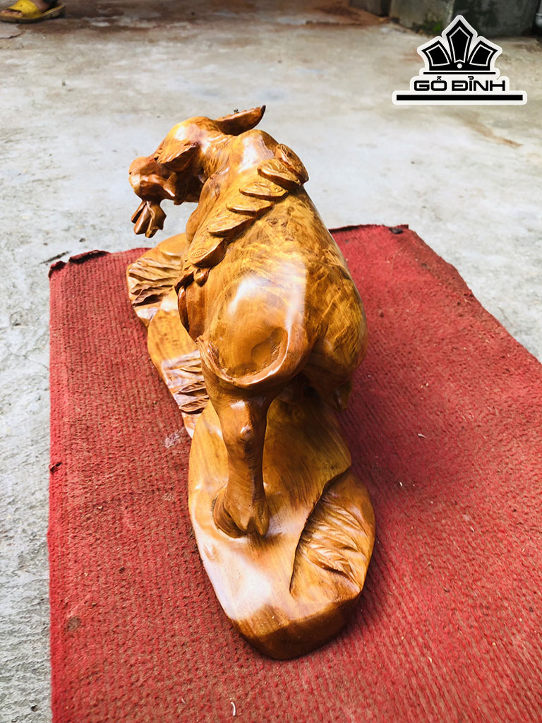 Tượng Trâu Gỗ Hương Cao 18 Ngang 39 Sâu 12 (cm)
