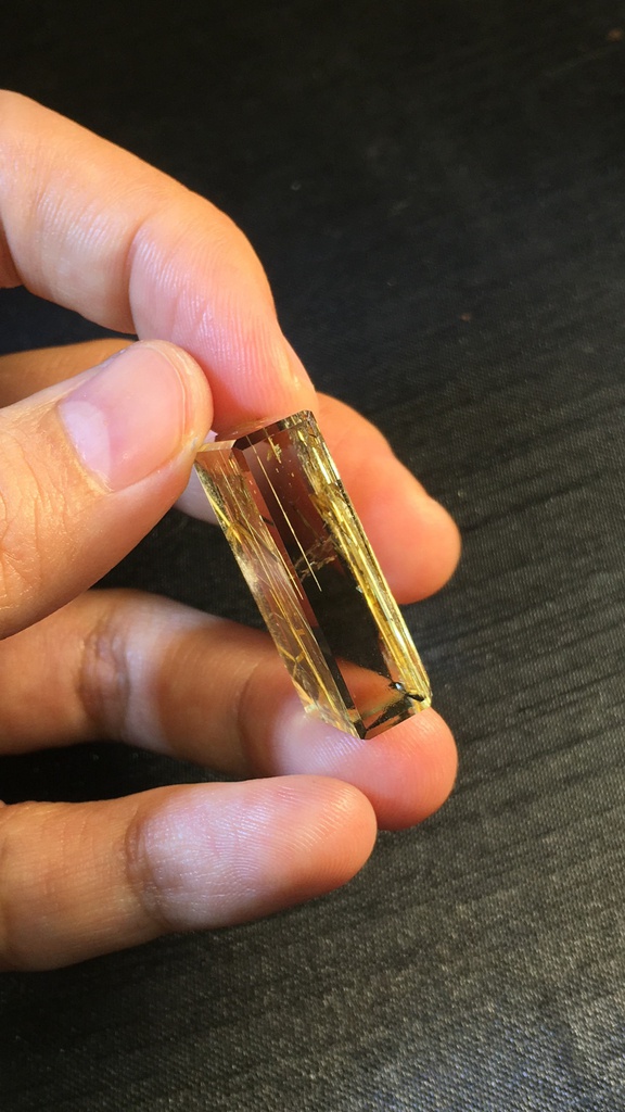 Mặt Dây Chuyền Đá Thạch Anh Tóc Vàng Cao 26,4 Ngang 16,8 Sâu 7,5 (mm) 8,6gr