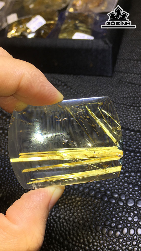 Mặt Dây Chuyền Đá Thạch Anh Tóc Vàng Cao 46,5 Ngang 34 Sâu 10,9 (mm) 30,3gr