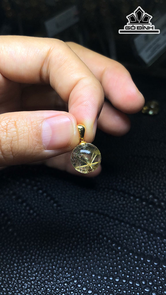 Mặt Dây Chuyền Đá Thạch Anh Tóc Vàng Đường Kính 10,3 (mm) 1.5gr