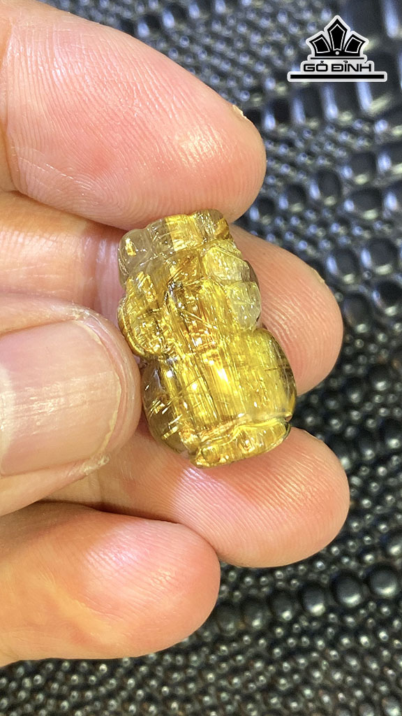 Mặt Dây Chuyền Tỳ Hưu Đá Thạch Anh Tóc Vàng Cao 22,2 Ngang 13,8 Sâu 11 (mm) 6gr