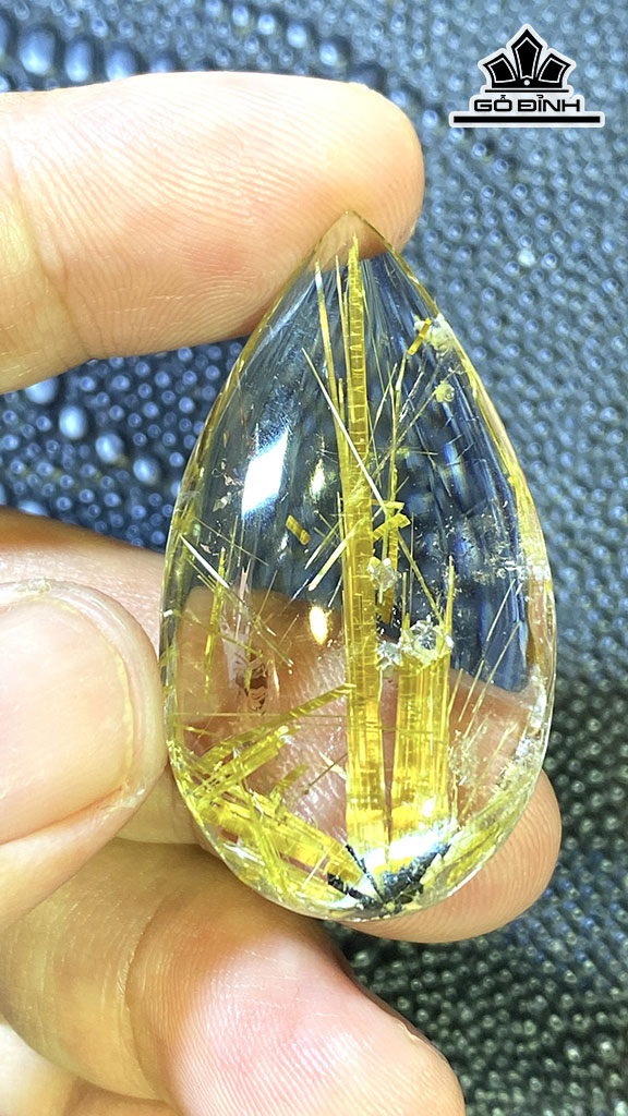 Mặt Trơn Hoa Thị Đá Thạch Anh Tóc Vàng Cao 42,8 Ngang 32,5 Sâu 10 (mm) 13gr