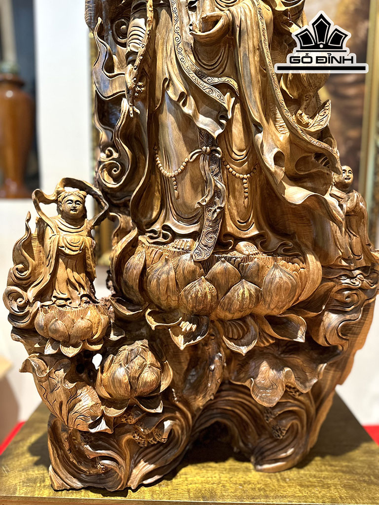 Tượng Nhất Tâm Bái Phật Gỗ Bách Xanh Cao 100 Ngang 47 Sâu 28 (cm)