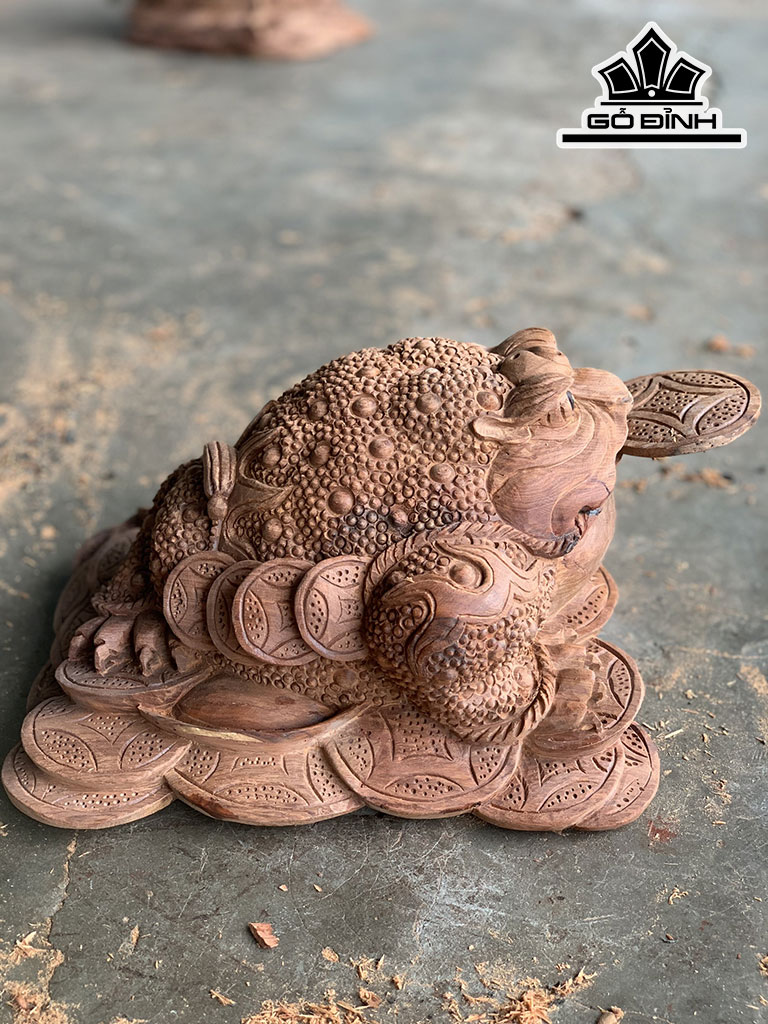 Tượng Thiềm Thừ Gỗ Hương Cao 18 Ngang 25 Sâu 30 (cm)