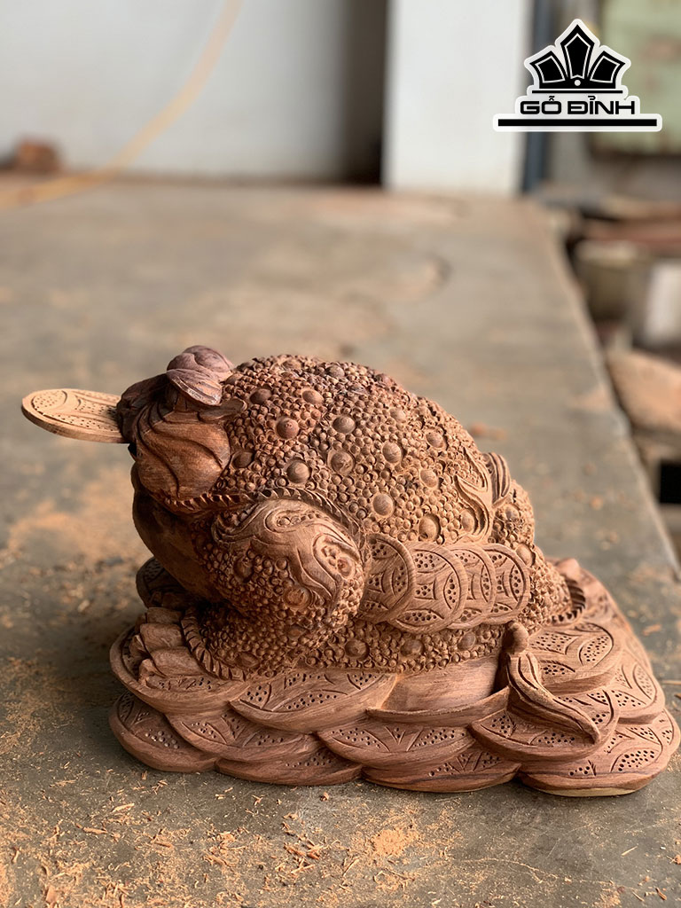 Tượng Thiềm Thừ Gỗ Hương Cao 19 Ngang 25 Sâu 30 (cm)