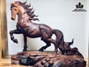 Tượng Ngựa Phong Thủy (Nhất Mã Phi Thiên) Gỗ Trắc Cao 24 Ngang30 Sâu 16 (cm)