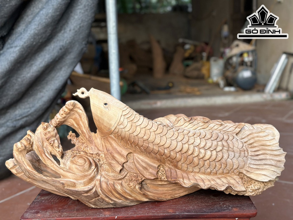 Tượng Cá Kim Long Gỗ Ngọc Am Cao 31 Ngang 75 Sâu 23 (cm)