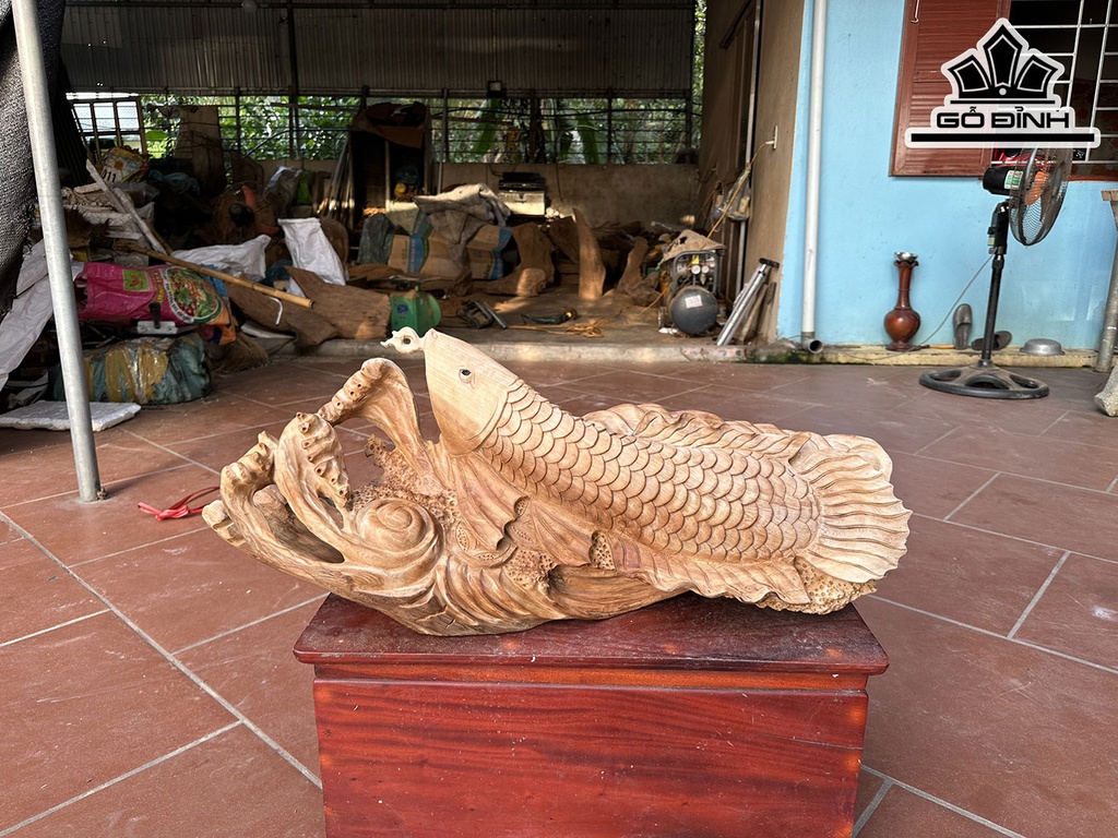 Tượng Cá Kim Long Gỗ Ngọc Am Cao 31 Ngang 75 Sâu 23 (cm)