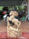 Tượng Ngựa Phong Thủy (Nhất Mã Phi Thiên) Gỗ Ngọc Am Cao 42 Ngang 28 Sâu 14 (cm)