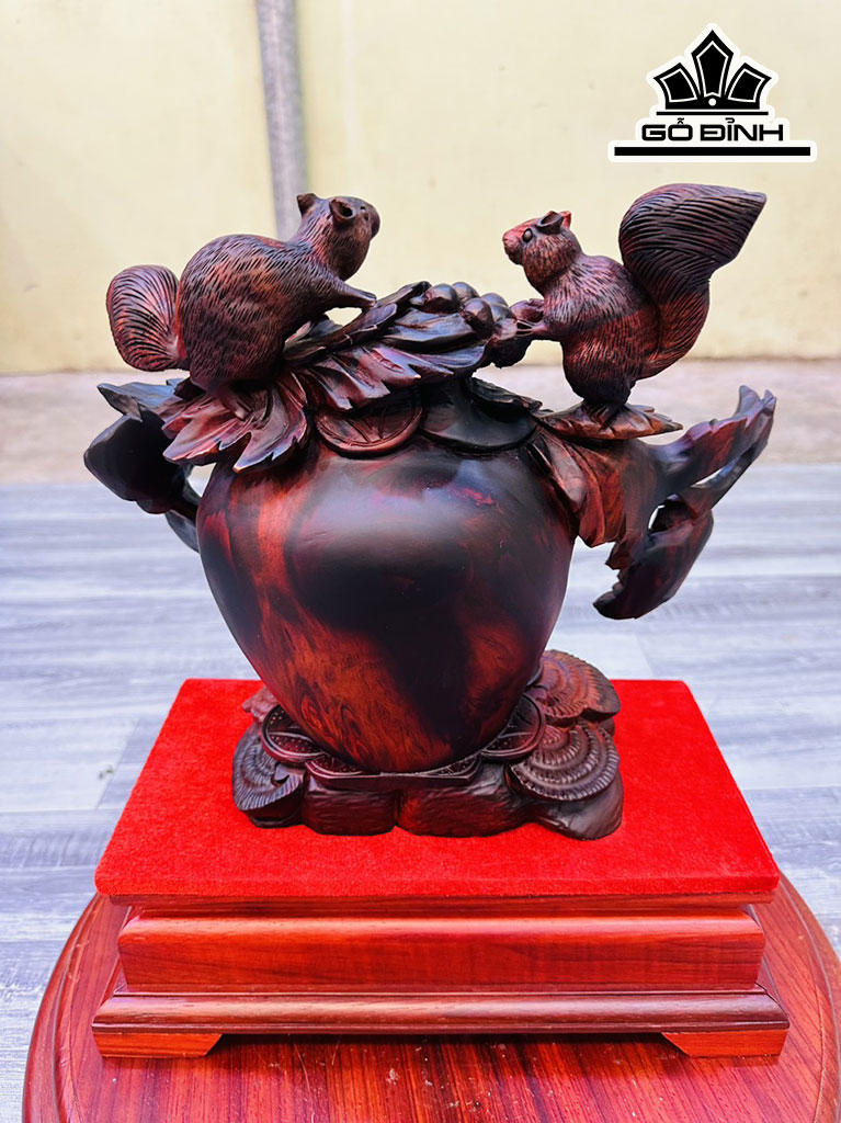 Bình Phú Quý Nho Sóc Gỗ Trắc Cao 27 Ngang 32 Sâu 16 (cm)