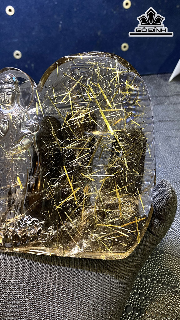 Tượng Phật Bà Quan Âm Đá Thạch Anh Tóc Vàng Cao 127,8 Ngang 1248 Sâu 21,3 (mm) 577,8gr