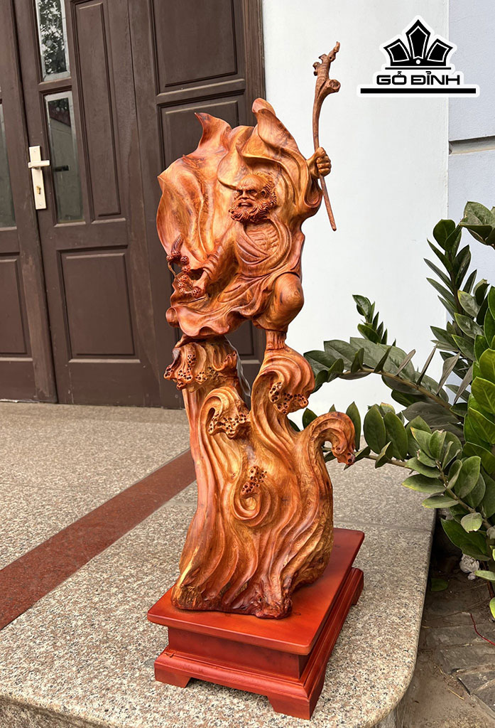 Tượng Đạt Ma Bay Gỗ Hương Cao 80 Ngang 30 Sâu 28 (cm)
