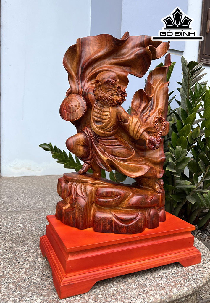 Tượng Đạt Ma Sư Tổ Gỗ Hương Cao 60 Ngang 33 Sâu 17 (cm)