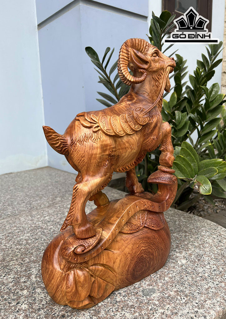 Tượng Nhất Dương Gỗ Hương Cao 45 Ngang 28 Sâu 12 (cm)