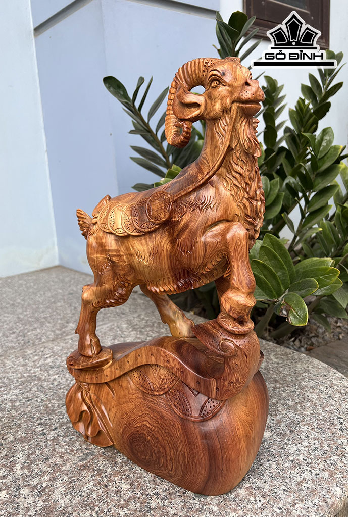 Tượng Nhất Dương Gỗ Hương Cao 45 Ngang 28 Sâu 12 (cm)