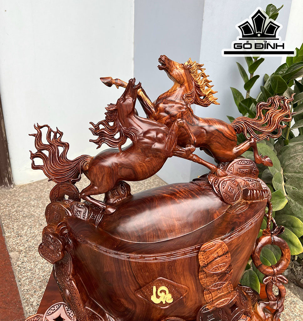 Tượng Song Mã Uyên Ương Gỗ Cẩm Cao 64 Ngang 48 Sâu 20 (cm)