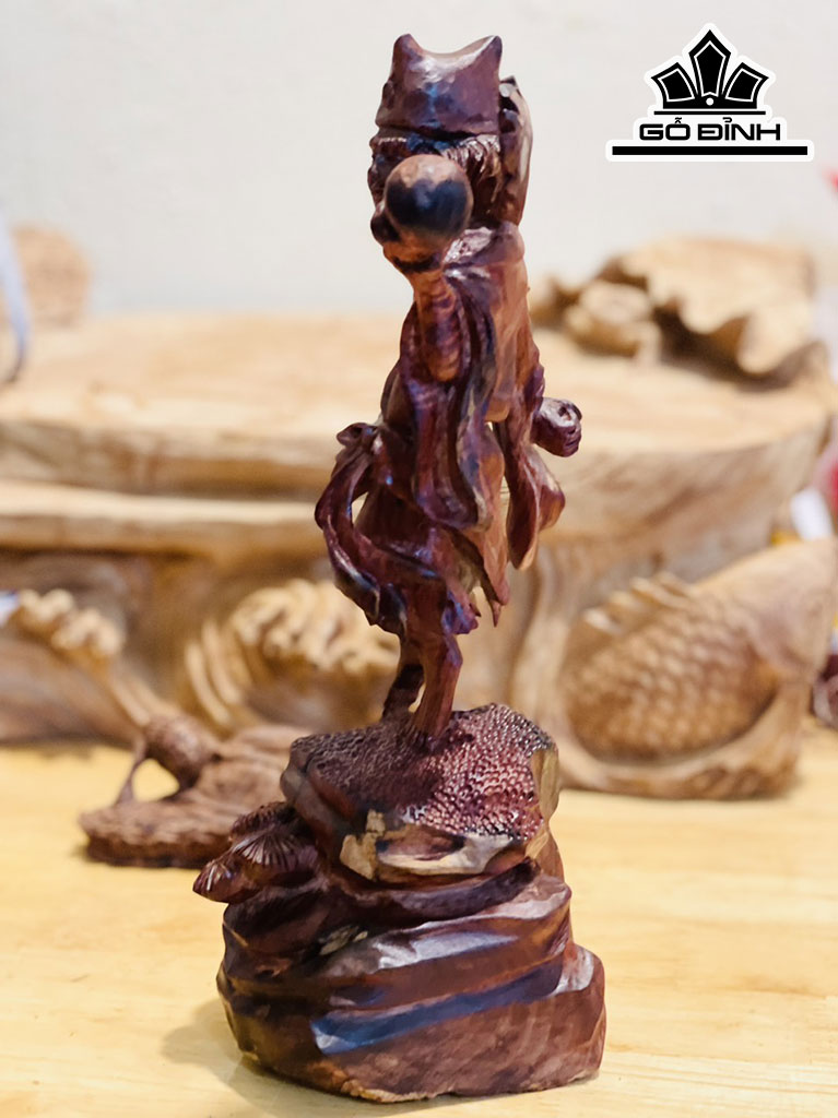 Tượng Tế Công Gỗ Sưa Cao 28 Ngang 12 Sâu 12 (cm)
