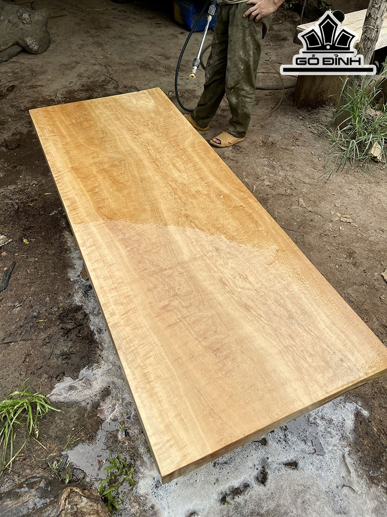 Bàn Ăn Gỗ Bằng Lăng Dài 159 Rộng 62 Dày 6 (cm)