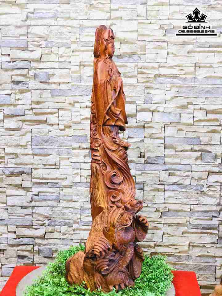 Tuong-Phat-Ba-Quan-Am-go-huong