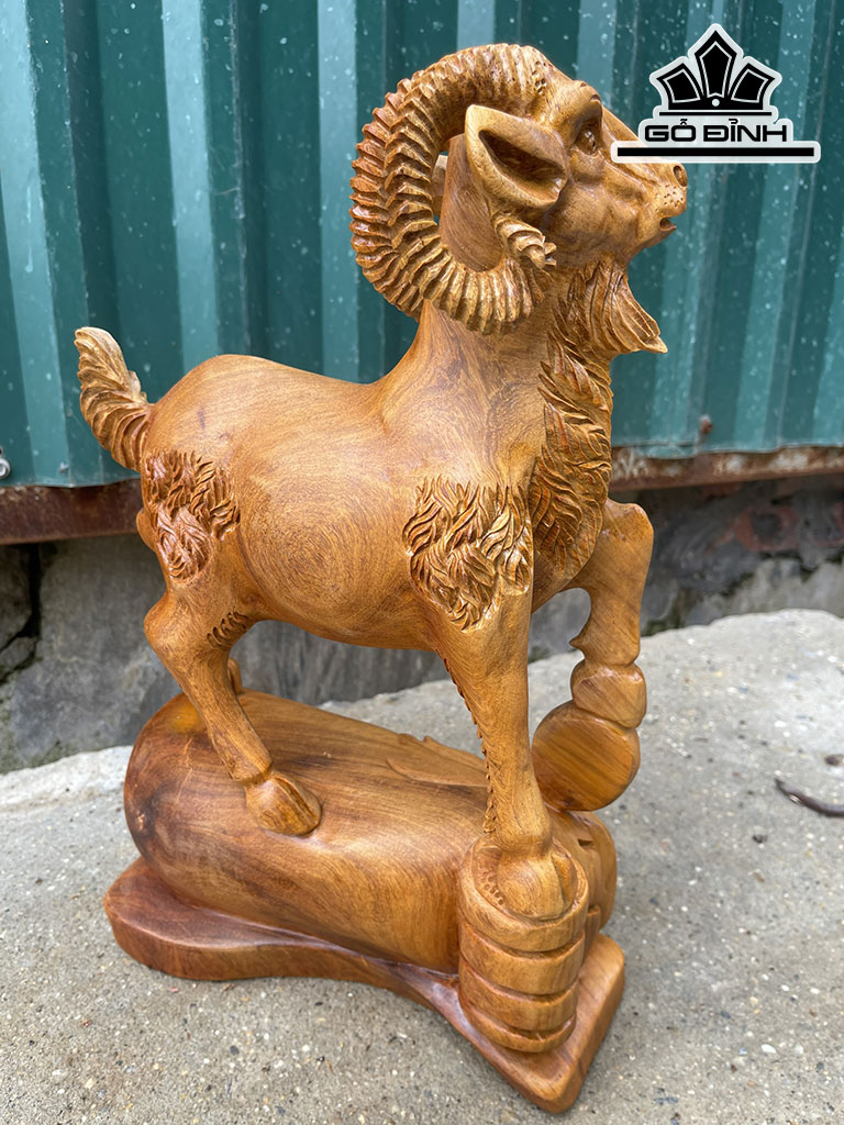 Tượng Nhất Dương Gỗ Hương Cao 41 Ngang 27 Sâu 13 (cm)
