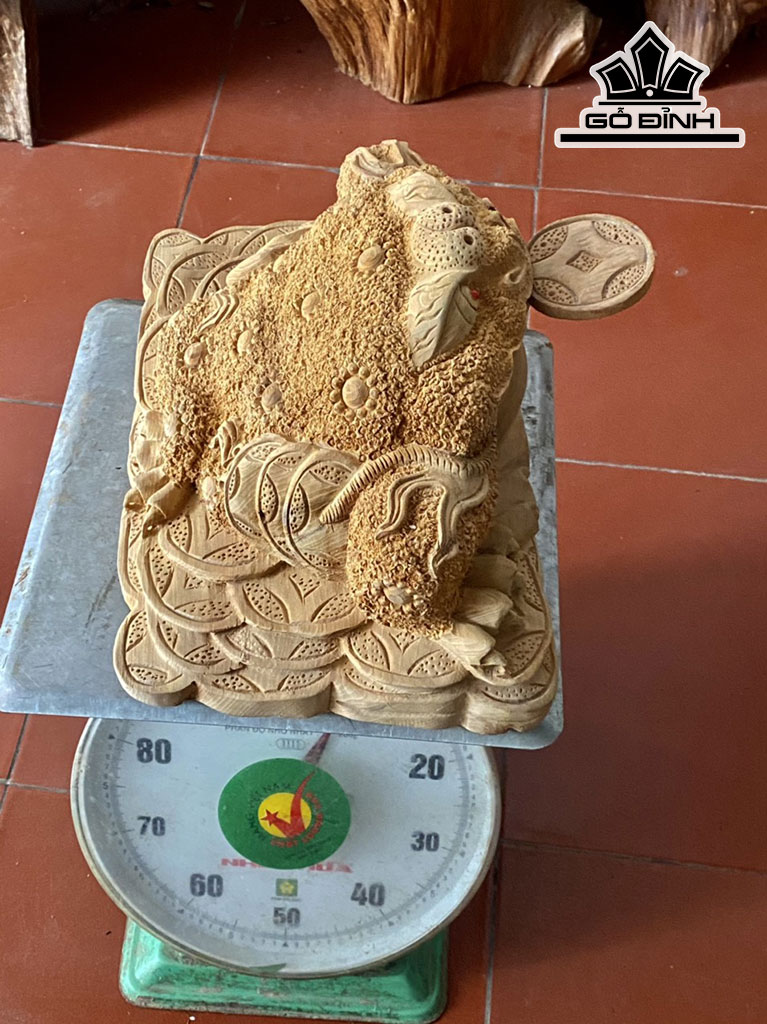Tượng Cóc Ngậm Tiền Gỗ Ngọc Am Cao 25 Ngang 40 Sâu 30 (cm)
