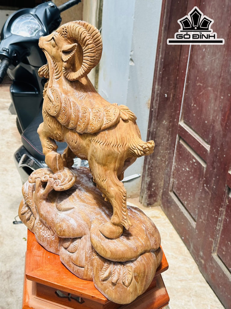 Tượng Nhất Dương Gỗ Ngọc Am Cao 50 Ngang 40 Sâu 18 (cm)