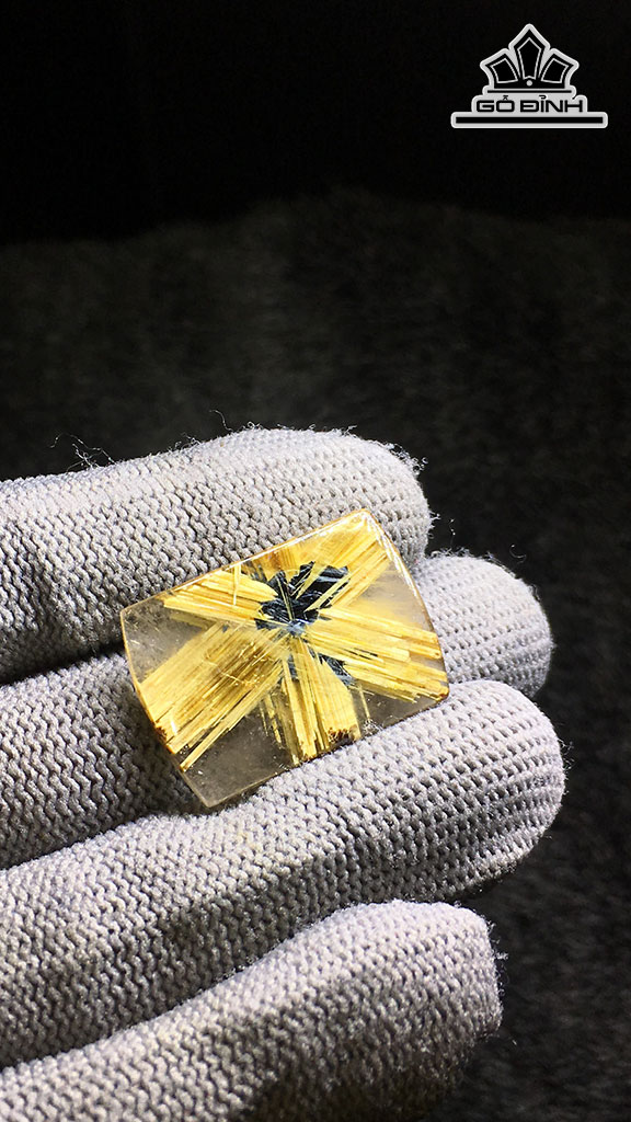 Mặt Dây Chuyền Đá Thạch Anh Tóc Vàng Cao 26,5 Ngang 18,8 Sâu 5,6 (mm) 6gr