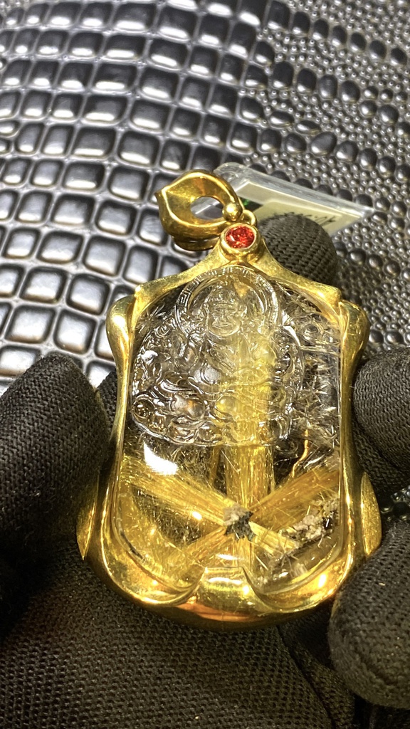 Mặt Dây Chuyền Đá Thạch Anh Tóc Vàng Cao 55,47 Ngang 33,71 (mm) 245,26cts