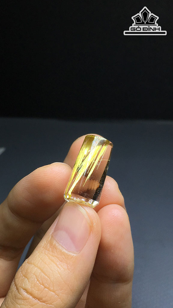 Trụ Đá Thạch Anh Tóc Vàng Cao 19,3 Ngang 10,4 (mm) 3,8gr