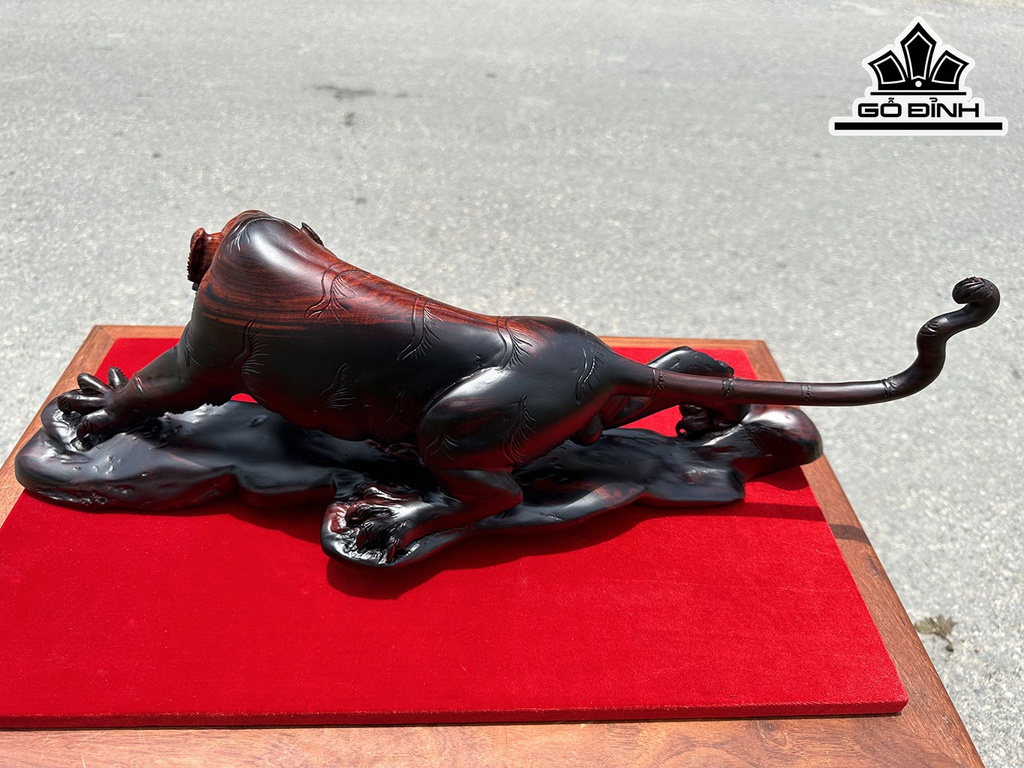 Tượng Hổ Phong Thủy Gỗ Trắc Ngang 57 Cao 19 Sâu 20 (cm)