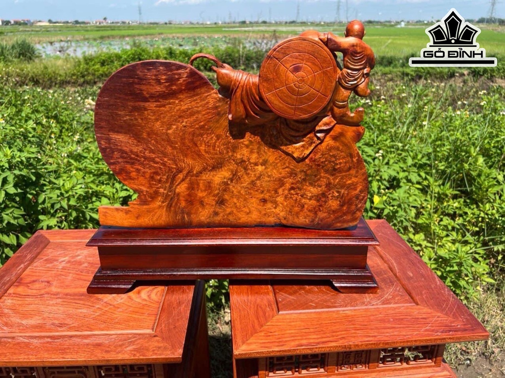 Tượng Phật Di Lặc Gỗ Nu Hương Cao 33 Ngang 43 Sâu 12 (cm)