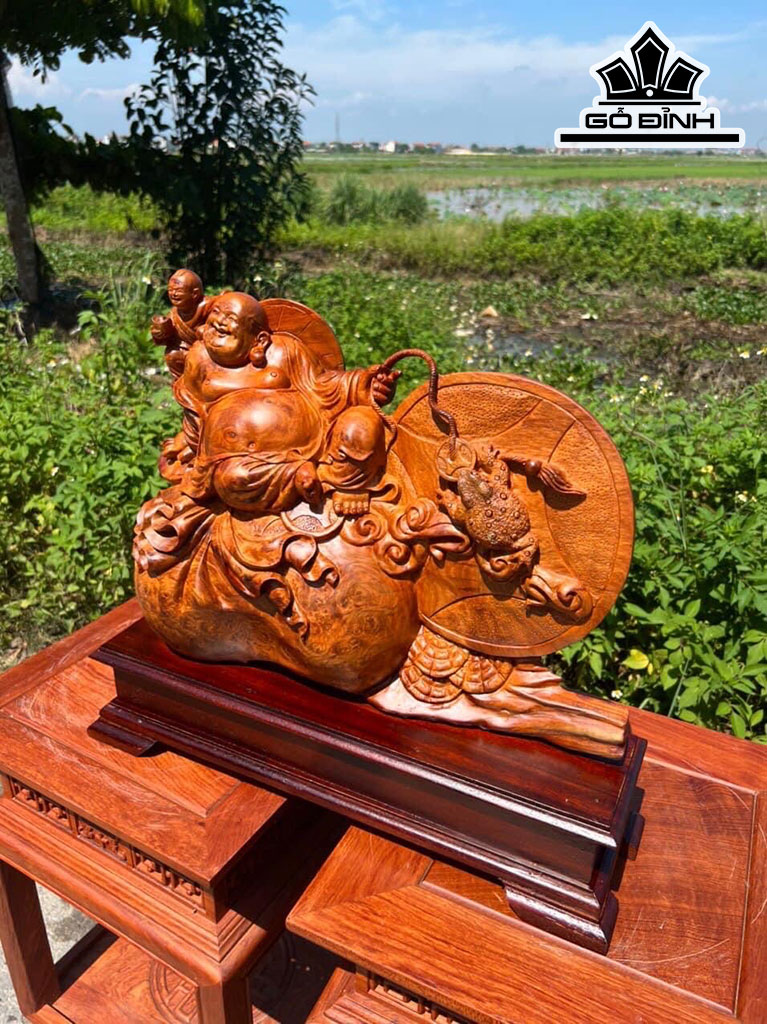 Tượng Phật Di Lặc Gỗ Nu Hương Cao 33 Ngang 43 Sâu 12 (cm)