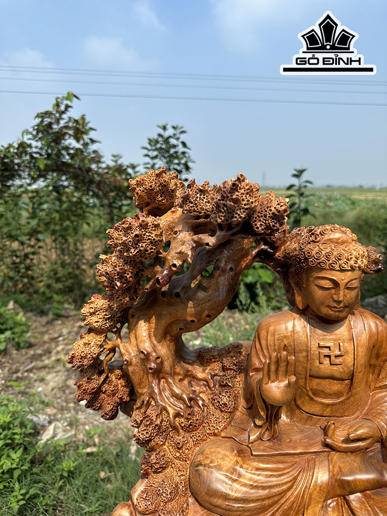 Tượng Phật Tổ Gỗ Hương Cao 57 Ngang 55 Sâu 25 (cm)
