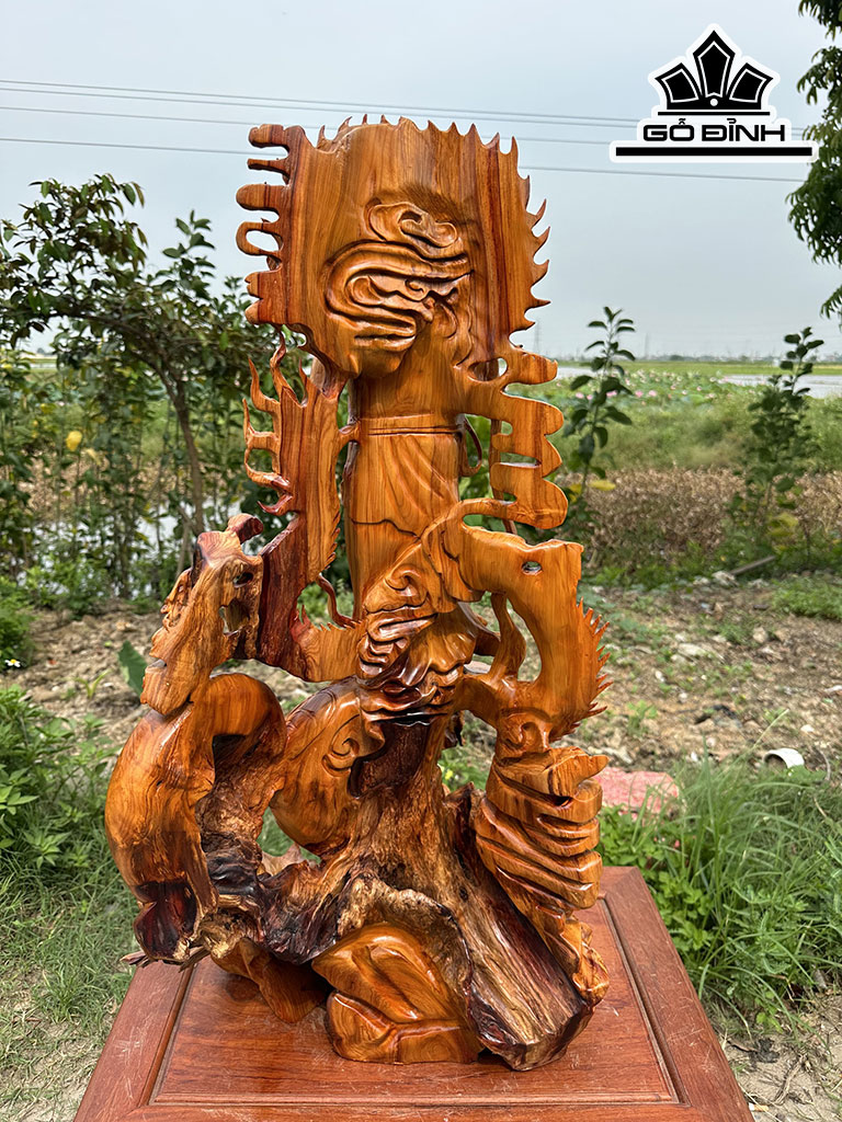 Tượng Quán Thế Âm Bồ Tát Gỗ Hương Cao 82 Ngang 47 Sâu 30 (cm)