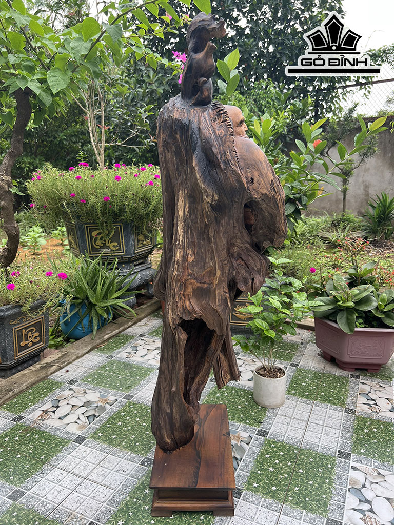 Tượng Đạt Ma Sư Tổ Gỗ Bách Xanh Cao 105 Ngang 51 Sâu 33 (cm)