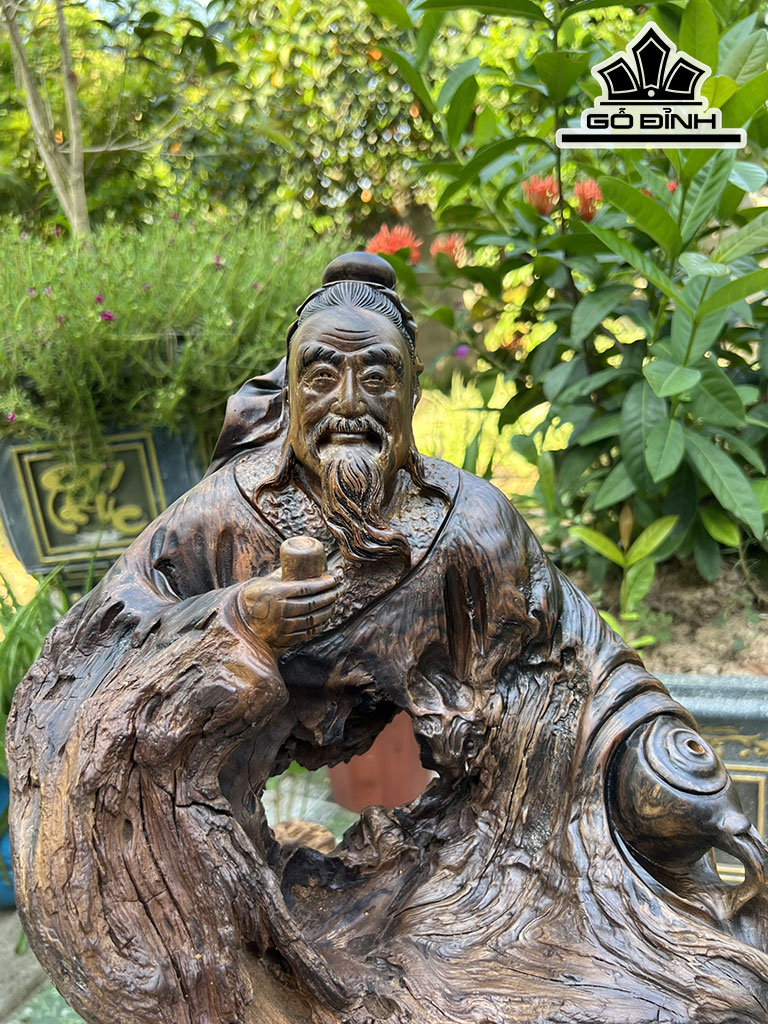 Tượng Thần Trà Gỗ Bách Xanh Cao 63 Ngang 32 Sâu 29 (cm)