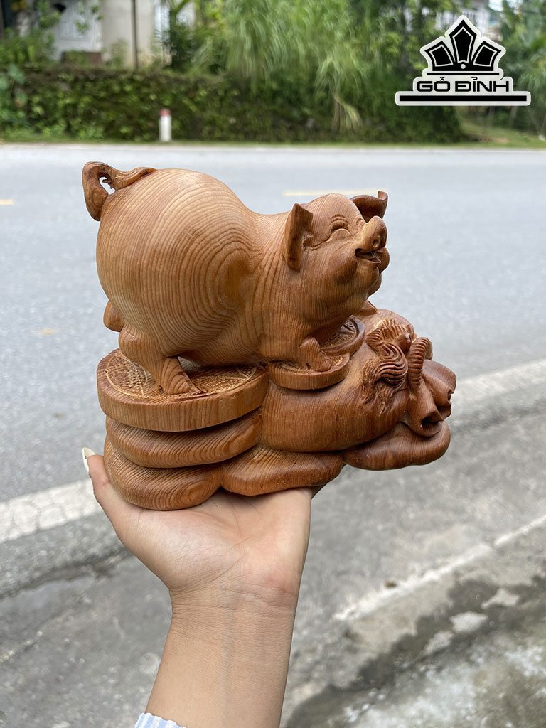 Tượng Heo Phong Thủy Gỗ Ngọc Am Ngang 20 Cao 15 Sâu 9 (cm)