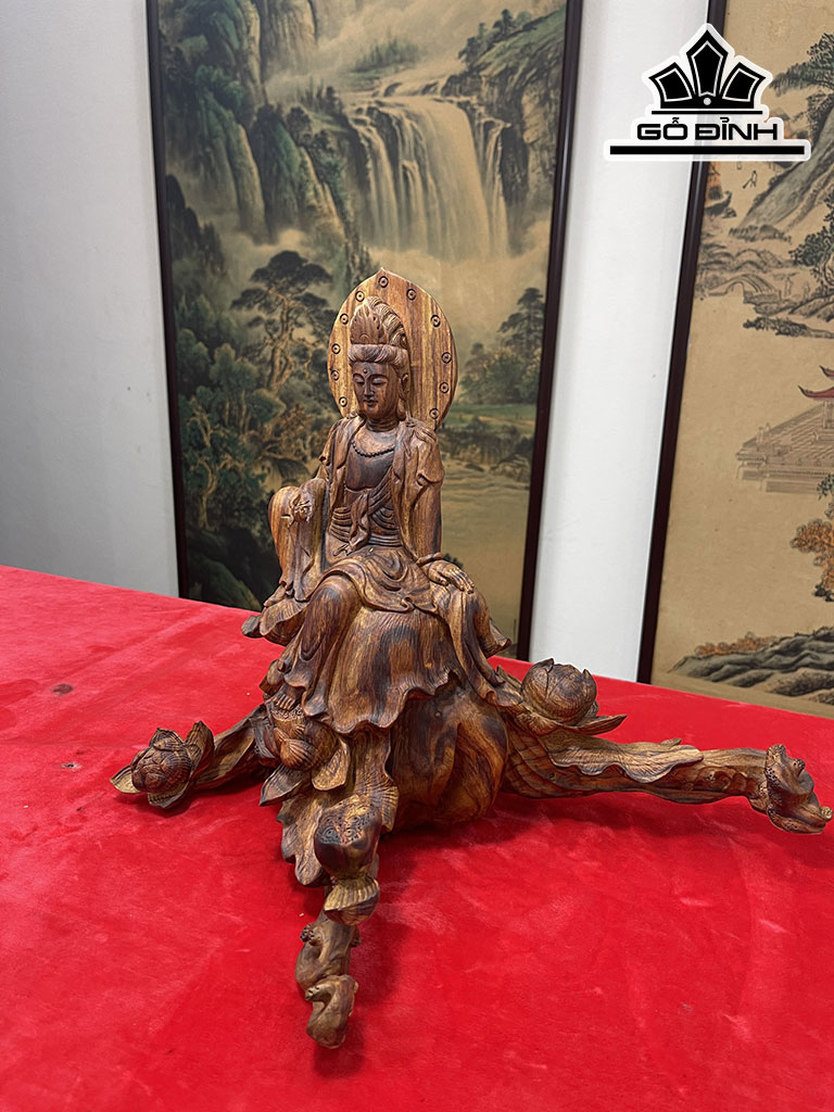 Tượng Phật Bà Quan Âm Gỗ Sưa Cao 30 Ngang 41 Sâu 38 (cm)