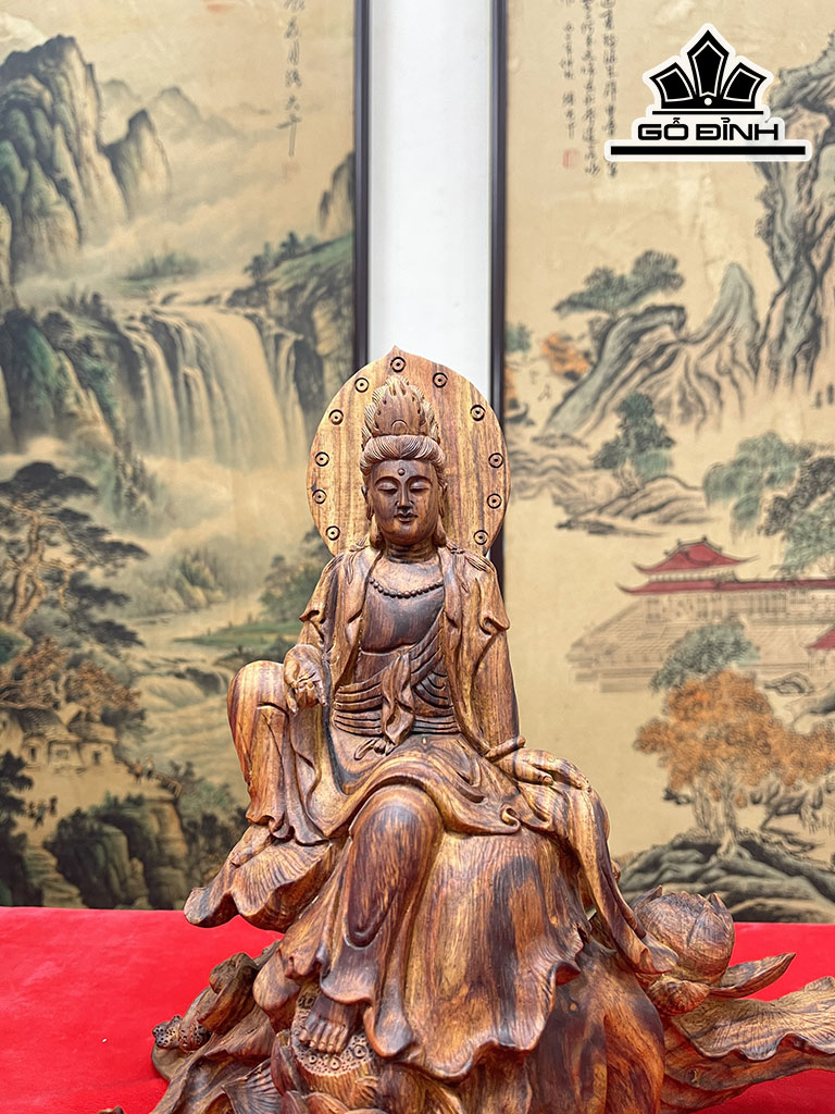 Tượng Phật Bà Quan Âm Gỗ Sưa Cao 30 Ngang 41 Sâu 38 (cm)