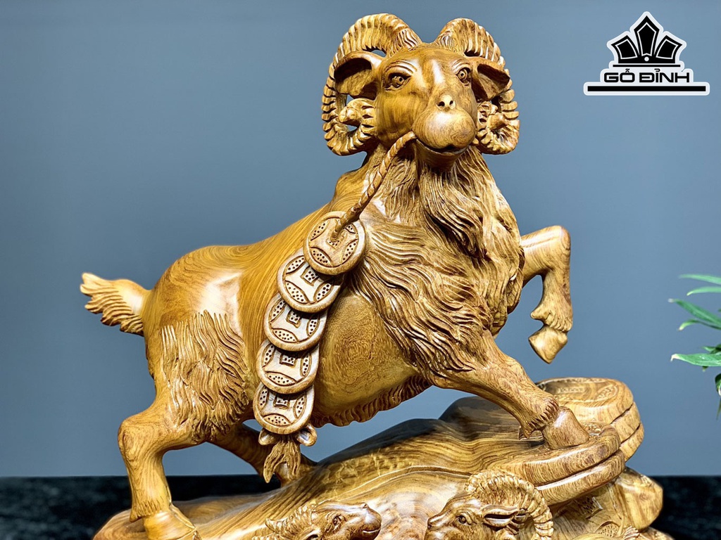 Tượng Dê Phong Thủy Gỗ Hương Cao 52 Ngang 52 Sâu 26 (cm)