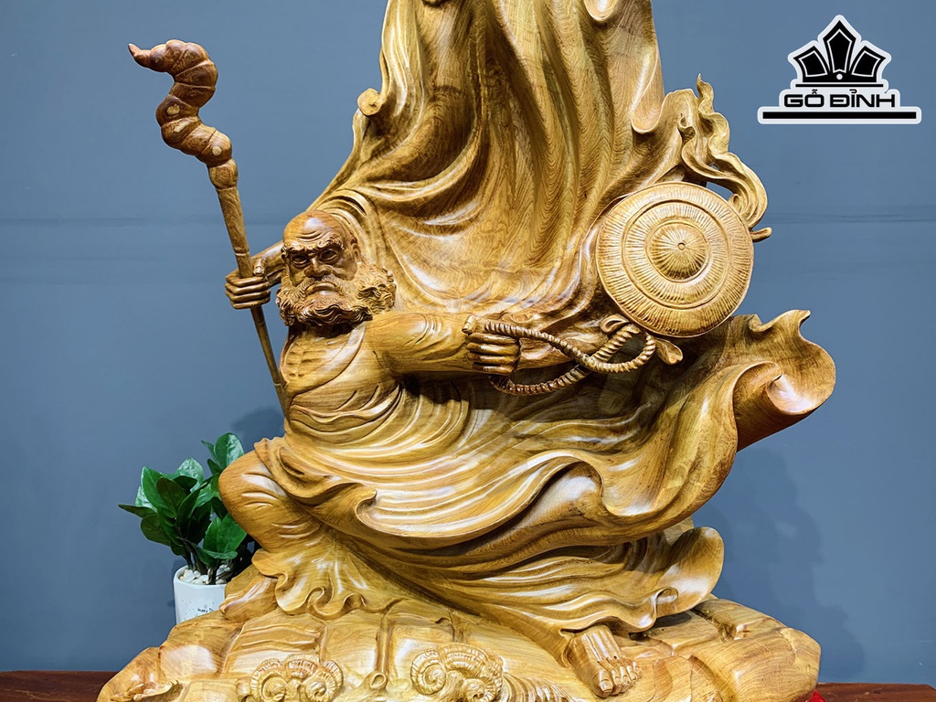 Tượng Đạt Ma Sư Tổ Gỗ Hương Cao 80 Ngang 58 Sâu 28 (cm)
