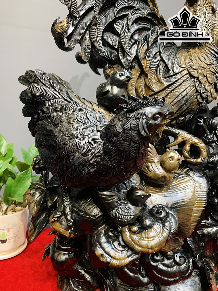 Tượng Gia Đình Gà Gỗ Mun Sừng Cao 65 Ngang 50 Sâu 24 (cm)