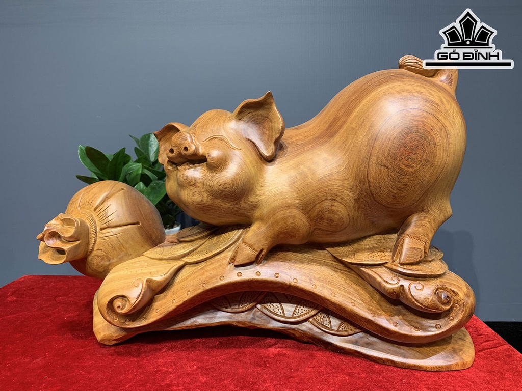 Tượng Heo Phong Thủy Gỗ Hương Cao 33 Ngang 50 Sâu 21 (cm)