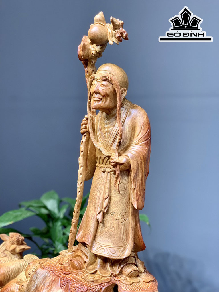 Tượng La Hán Trường Mi Gỗ Hương Cao 70 Ngang 50 Sâu 30 (cm)