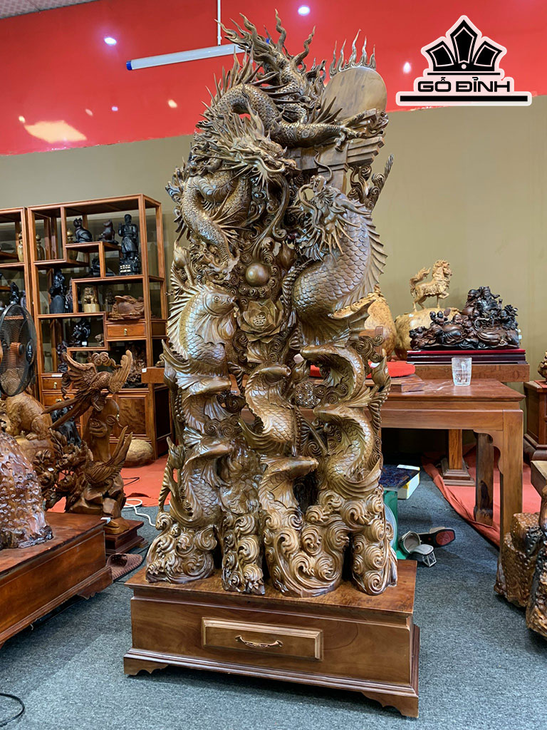 Tượng Ngũ Ngư Hoá Rồng Gỗ Bách Xanh Cao 196 Ngang 79 Sâu 33 (cm)