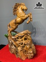 Tượng Ngựa Phong Thủy (Nhất Mã Phi Thiên) Gỗ Bách Xanh Cao 66 Ngang 43 Sâu 24 (cm)